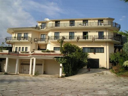 Non sai dove andare per la tua Cerimonia? Ti aspettiamo a prezzi vantaggiosi - Albergo Ristorante La Meta